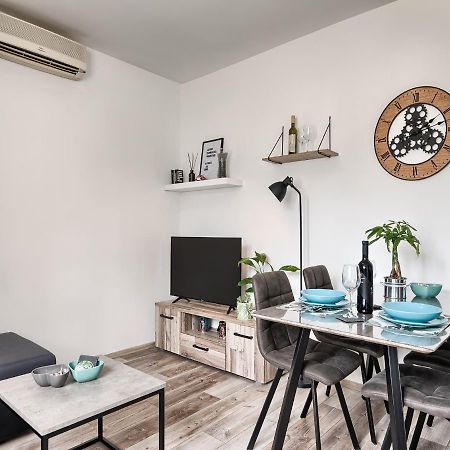 Apartment Joelle Pula Luaran gambar