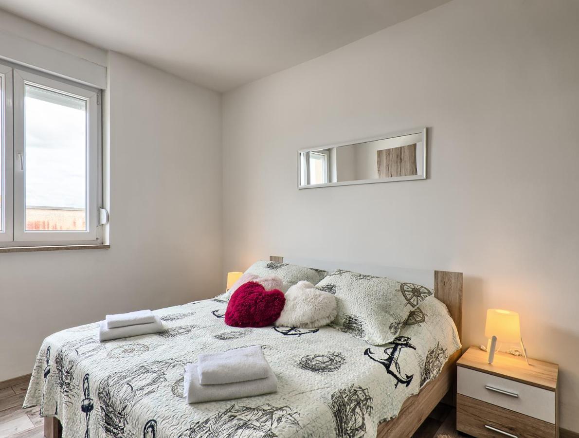Apartment Joelle Pula Luaran gambar