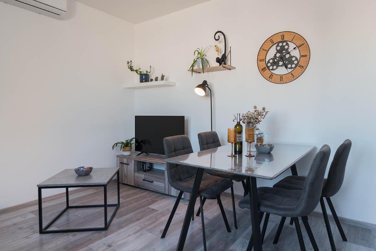 Apartment Joelle Pula Luaran gambar